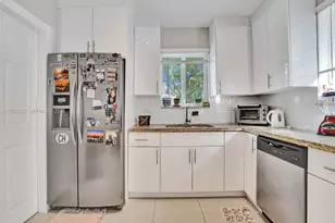 12015 NE 7th Ave, Biscayne Park, FL 33161 - Photo 24
