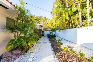12015 NE 7th Ave, Biscayne Park, FL 33161 - Photo 50