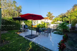 12015 NE 7th Ave, Biscayne Park, FL 33161 - Photo 56