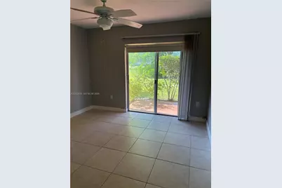8335 SW 72nd Ave #108D, Miami, FL 33143 - Photo 6