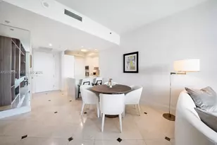 100 S Pointe Dr, Miami Beach, FL 33139 - Photo 4