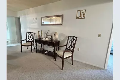 1701 Whitehall Dr #403, Davie, FL 33324 - Photo 6