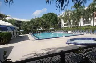 1701 Whitehall Dr, Davie, FL 33324 - Photo 18