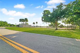 2445 SW 6th Rd SW, Vero Beach, FL 32962 - Photo 18