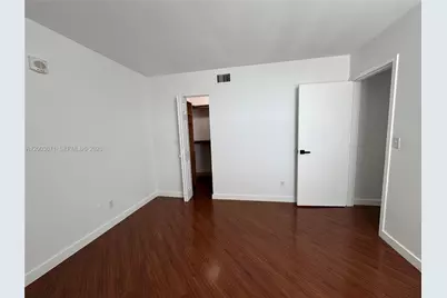 2020 NE 135th St #810, North Miami, FL 33181 - Photo 20