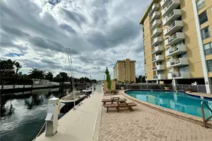 2020 NE 135th St, North Miami, FL 33181 - Photo 34