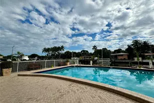 2020 NE 135th St, North Miami, FL 33181 - Photo 38