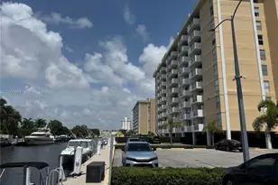2020 NE 135th St, North Miami, FL 33181 - Photo 36