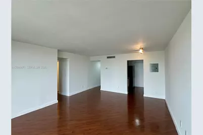 2020 NE 135th St #810, North Miami, FL 33181 - Photo 8