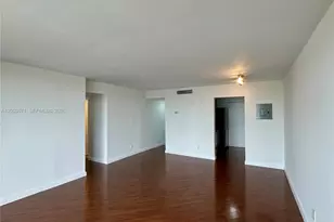 2020 NE 135th St, North Miami, FL 33181 - Photo 8