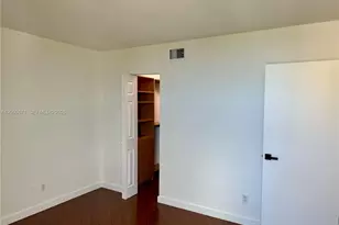 2020 NE 135th St, North Miami, FL 33181 - Photo 16
