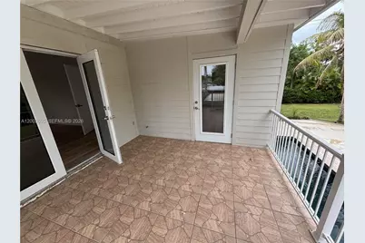 8320 SW 161st St, Palmetto Bay, FL 33157 - Photo 22