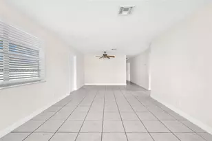 2127 McKinley St, Hollywood, FL 33020 - Photo 2