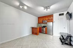1340 Lincoln Rd, Miami Beach, FL 33139 - Photo 2