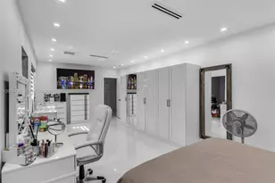 4211 W 8th Ave, Hialeah, FL 33012 - Photo 26