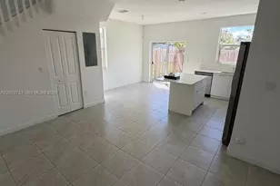 12148 NW 24th Pl, Miami, FL 33167 - Photo 4
