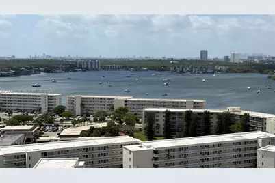 18041 Biscayne Blvd #PH01, Aventura, FL 33160 - Photo 16