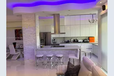 18041 Biscayne Blvd #PH01, Aventura, FL 33160 - Photo 2