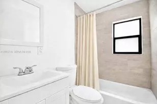 1102 NW 103rd St, Miami, FL 33150 - Photo 16