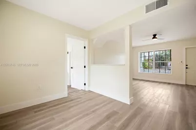 1130 NW 129th St, North Miami, FL 33168 - Photo 6