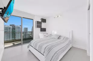 92 SW 3rd St, Miami, FL 33130 - Photo 10