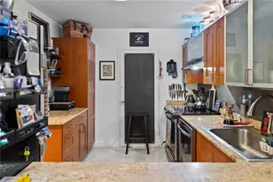 100 Edgewater Dr, Coral Gables, FL 33133 - Photo 12
