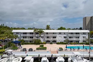100 Edgewater Dr, Coral Gables, FL 33133 - Photo 22