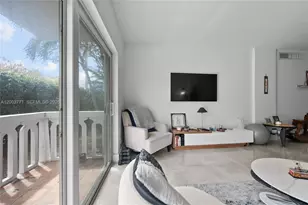 100 Edgewater Dr, Coral Gables, FL 33133 - Photo 8