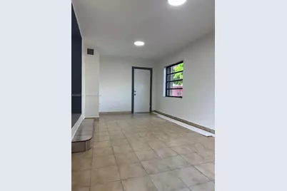 5260 SW 2nd St, Miami, FL 33134 - Photo 8