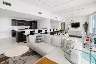 665 NE 25th St, Miami, FL 33137 - Photo 8