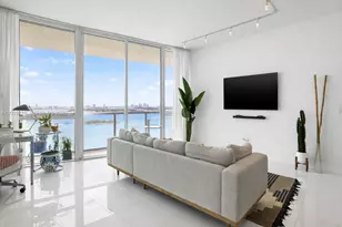 665 NE 25th St, Miami, FL 33137 - Photo 4