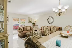 1300 NE 204th St, Miami, FL 33179 - Photo 4