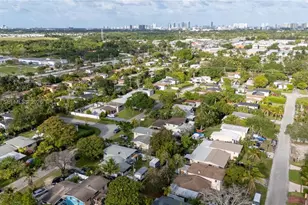 1300 NE 204th St, Miami, FL 33179 - Photo 62