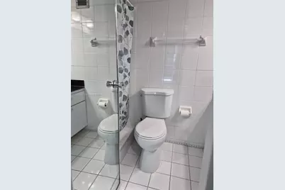 2655 Collins Ave #2406, Miami Beach, FL 33140 - Photo 18
