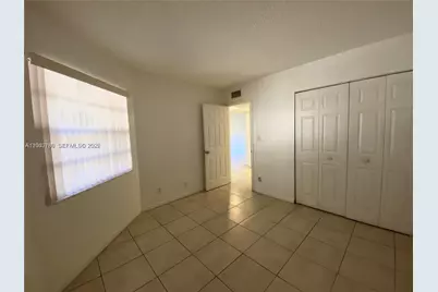 4033 Lakeside Dr #4033, Tamarac, FL 33319 - Photo 16