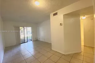 4033 Lakeside Dr, Tamarac, FL 33319 - Photo 8