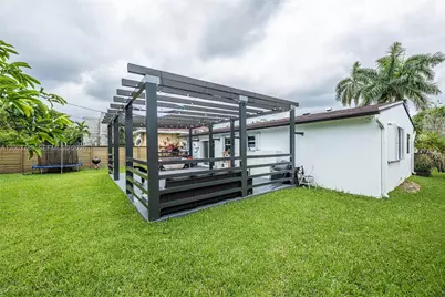 906 NE 6th St #0, Hallandale Beach, FL 33009 - Photo 28