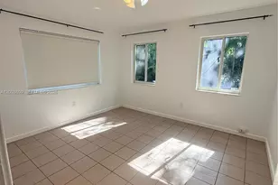 3031 W Center St, Miami, FL 33133 - Photo 4