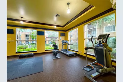 8060 N Nob Hill Rd #203, Tamarac, FL 33321 - Photo 26