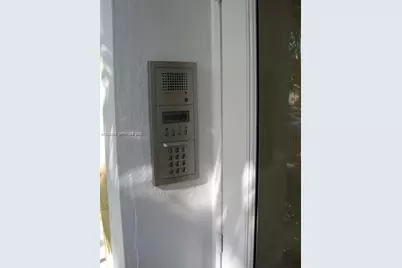 843 SW 13th Ave #202, Miami, FL 33135 - Photo 2