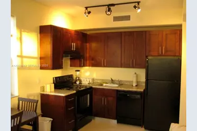 843 SW 13th Ave #202, Miami, FL 33135 - Photo 4