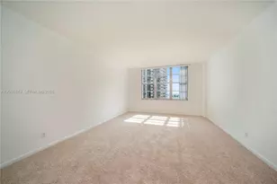 5700 Collins Ave, Miami Beach, FL 33140 - Photo 16
