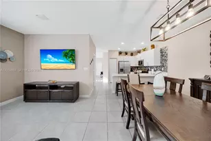 2623 SE 11th St, Homestead, FL 33035 - Photo 12