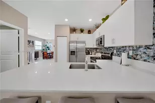 2623 SE 11th St, Homestead, FL 33035 - Photo 8