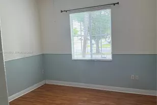 17460 NW 89th Ave, Hialeah, FL 33018 - Photo 8