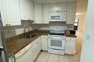 514 Gardens Dr, Pompano Beach, FL 33069 - Photo 14