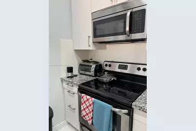 11021 SW 236th Ter, Homestead, FL 33032 - Photo 8