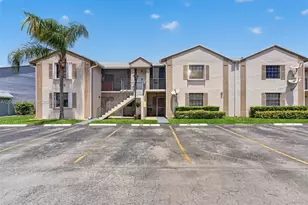889 Hamilton Dr, Homestead, FL 33034 - Photo 2