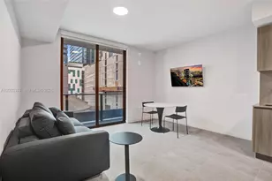 121 NE 5th St, Miami, FL 33132 - Photo 12