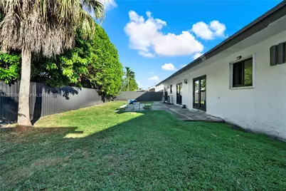 12221 SW 93rd St, Miami, FL 33186 - Photo 18